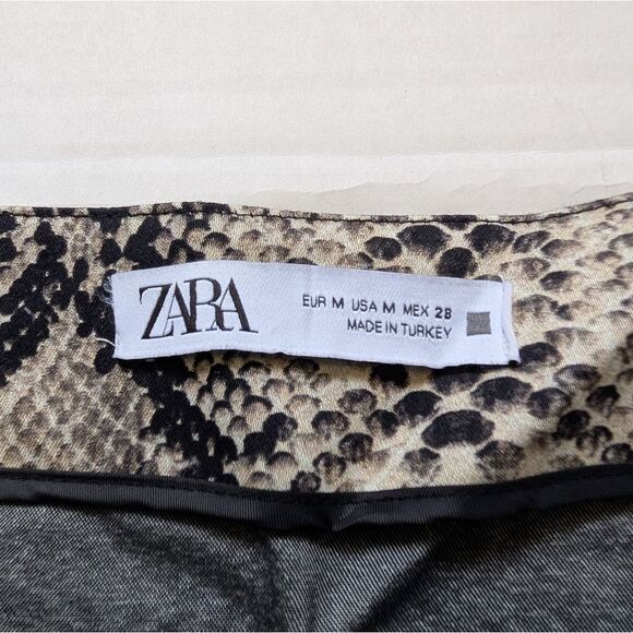 Zara Snakeskin Ruffle Patterned Pencil Mini Skirt  Size Medium - Picture 2 of 5